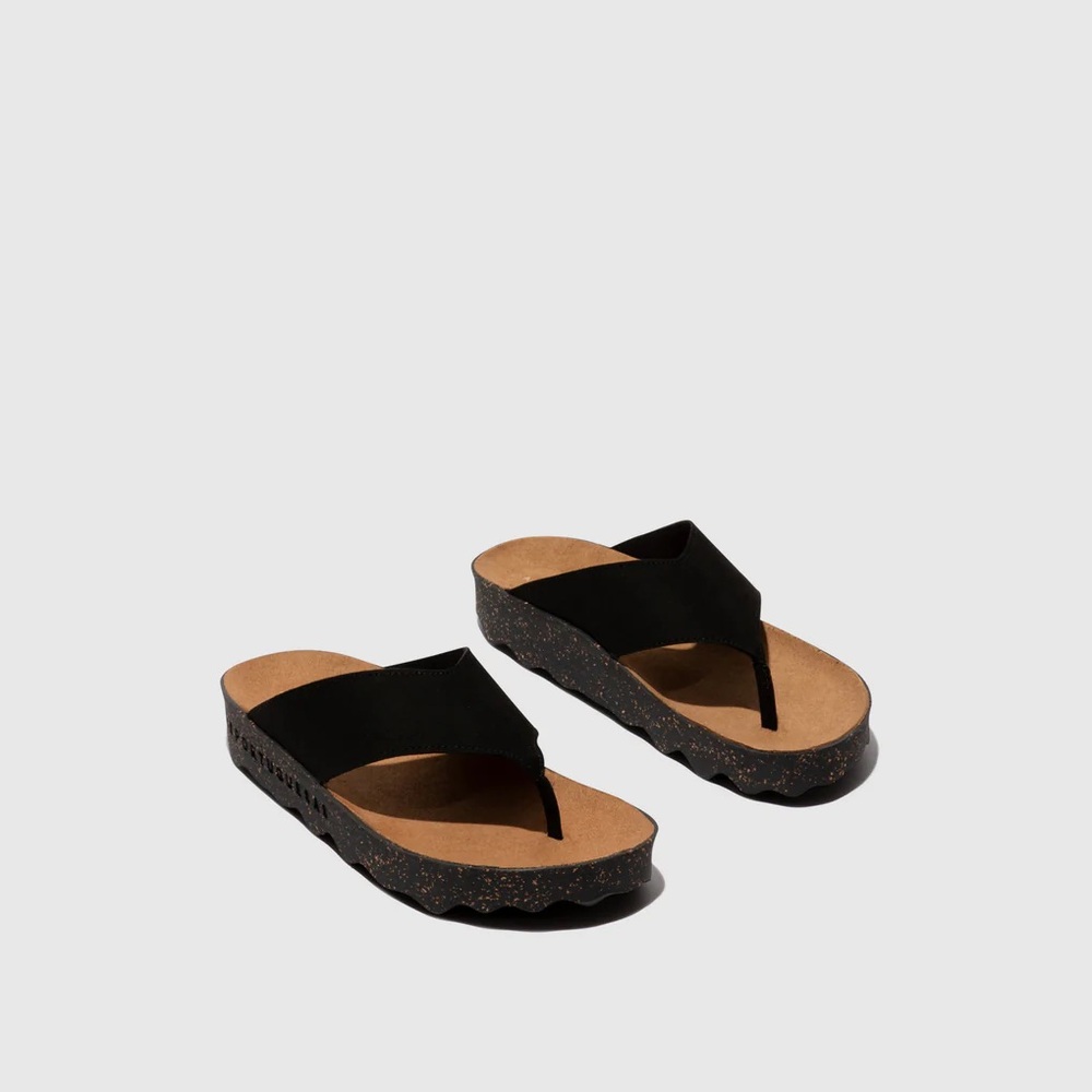 NWT ASPORTUGUESAS Women's Black Sandals Size 7 SLIP-ON SANDALS CAMI BLACK